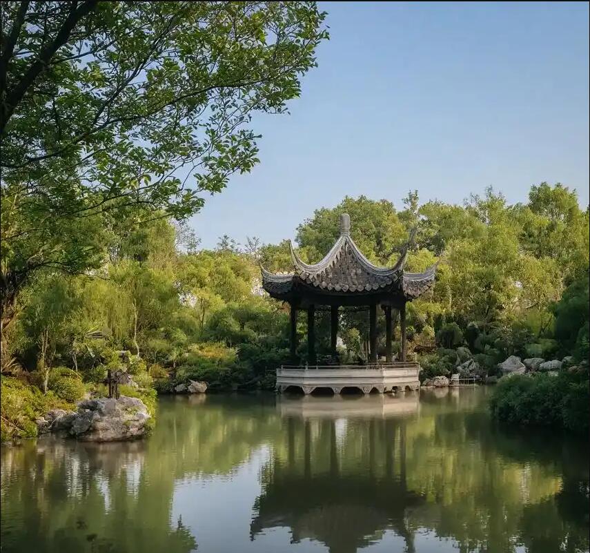 新芜区沙砾餐饮有限公司